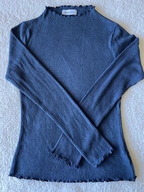 Gilli Navy Ribbed Lettuce-Edge Turtleneck Sweater